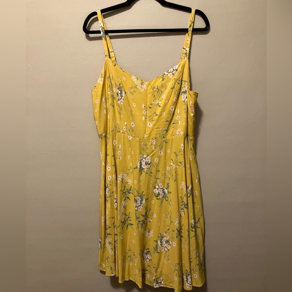 Old navy yellow summer dress